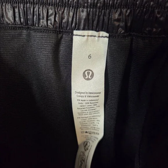 New Rare LULULEMON Hotty Hot High Rise Shorts 4" Black Matte Sheen Lined 6 - Picture 11 of 12
